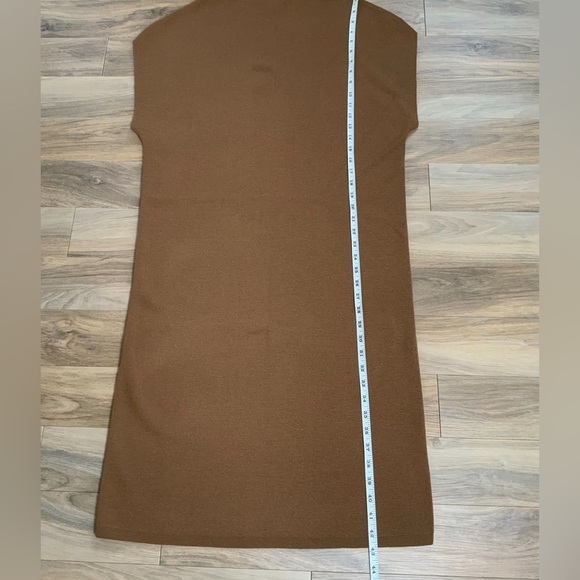 Club Monaco ribbed high neck robe camel dress - Picture 6 of 6